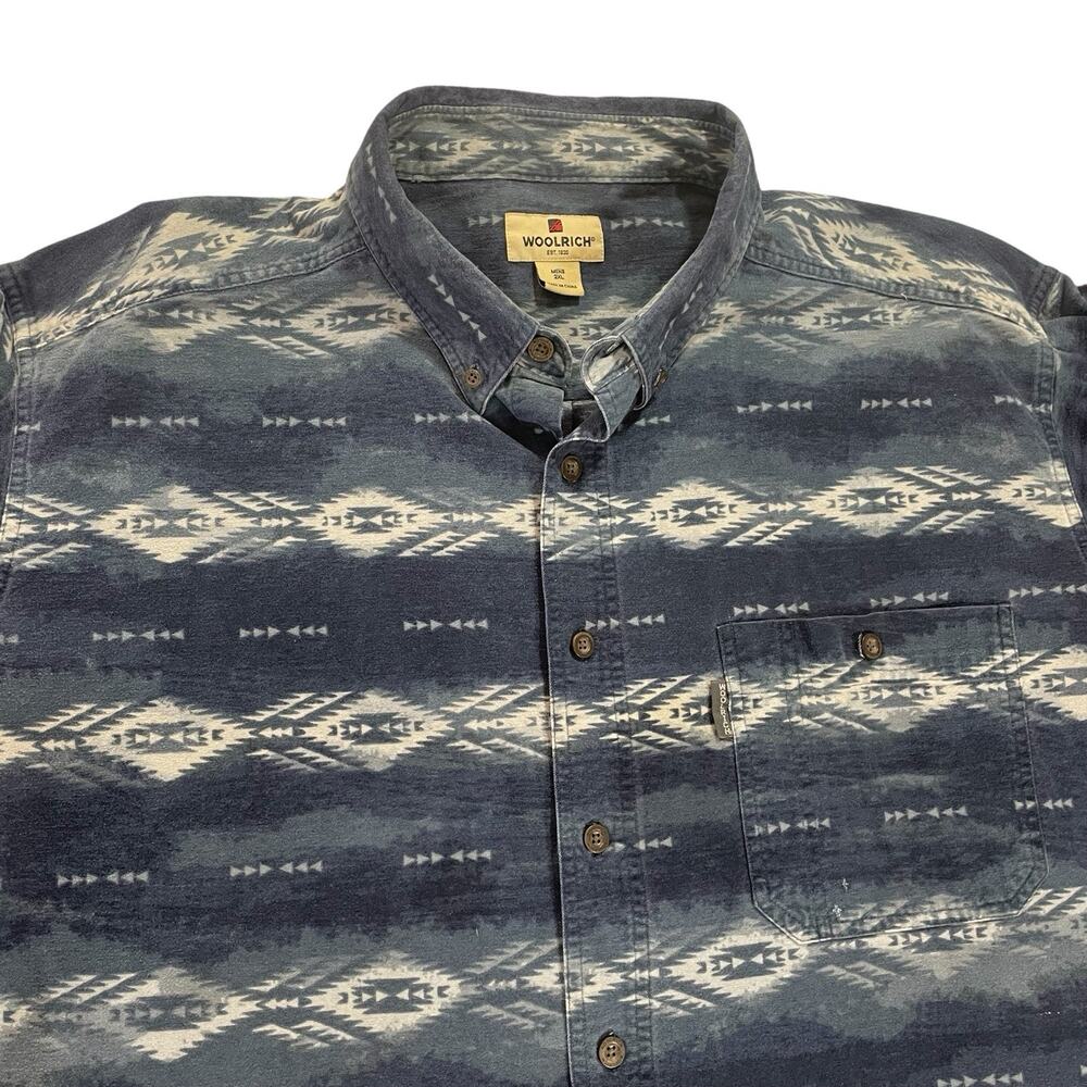 Vintage Woolrich Brushed Cotton Button Down Shirt Men's 2XL Southwestern Aztek